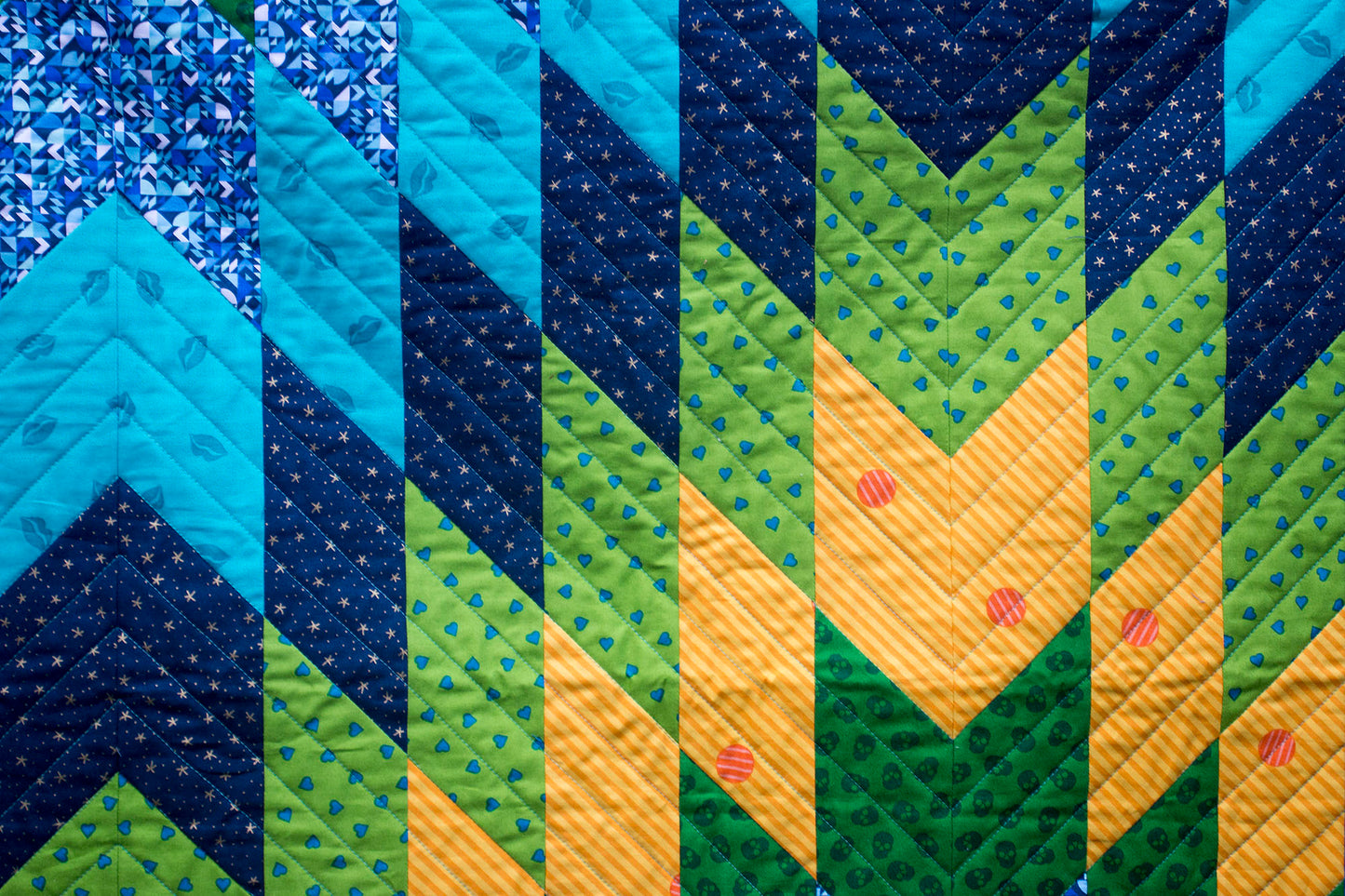 Broken Zig Zag Wall Quilt