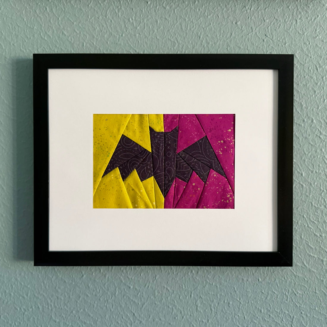 Pattern Block Bat Bat Postcard/Quilt Block PDF Pattern – Sarah Ruiz Quilts